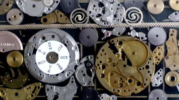 watch-cogs-wheels-parts